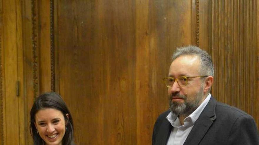 Podemos y Cs se dicen &quot;en sintonía&quot; sobre la reforma electoral y piden su apoyo al PSOE