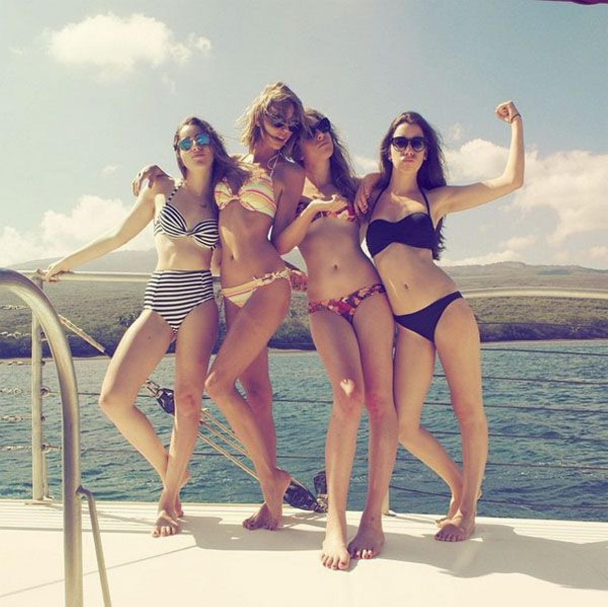 taylor-swift-instagram-greetings-from-maui