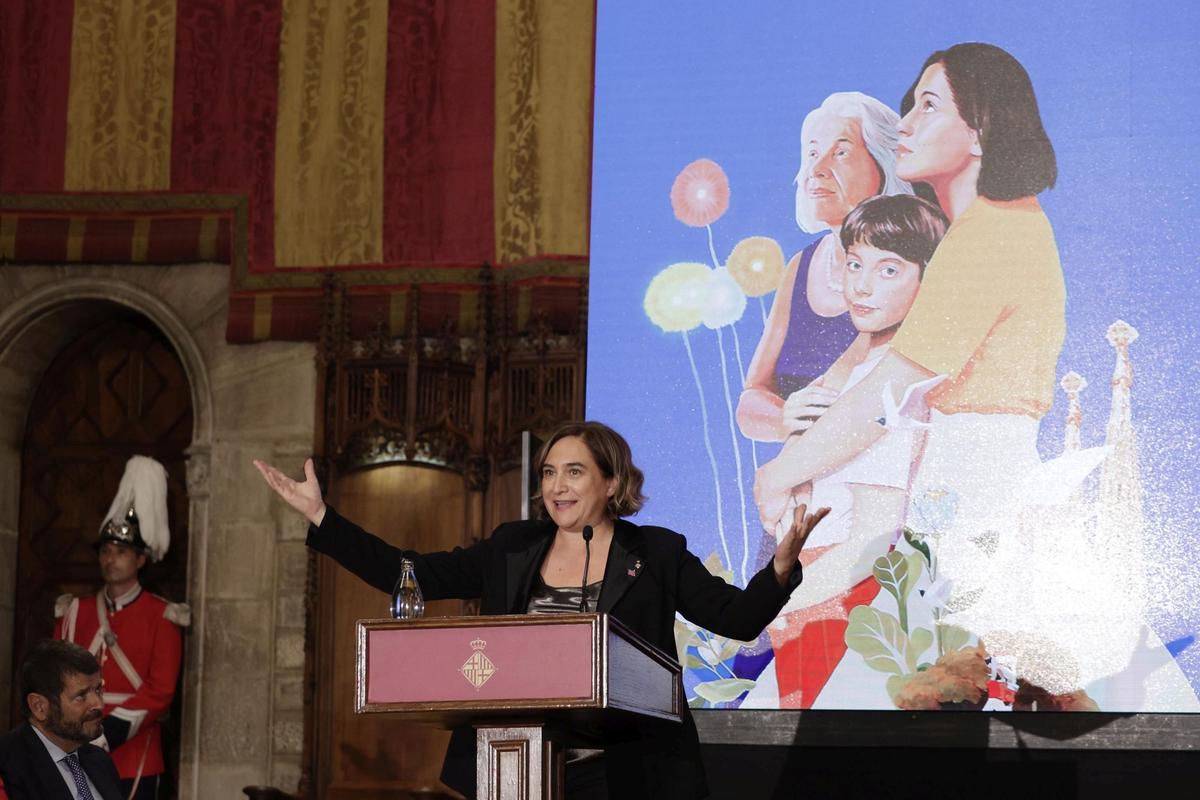 Ada Colau, hace su intervención en el Pregón de les Festes de la Mercè