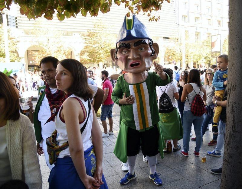 Desfile del Pregón de Interpeñas