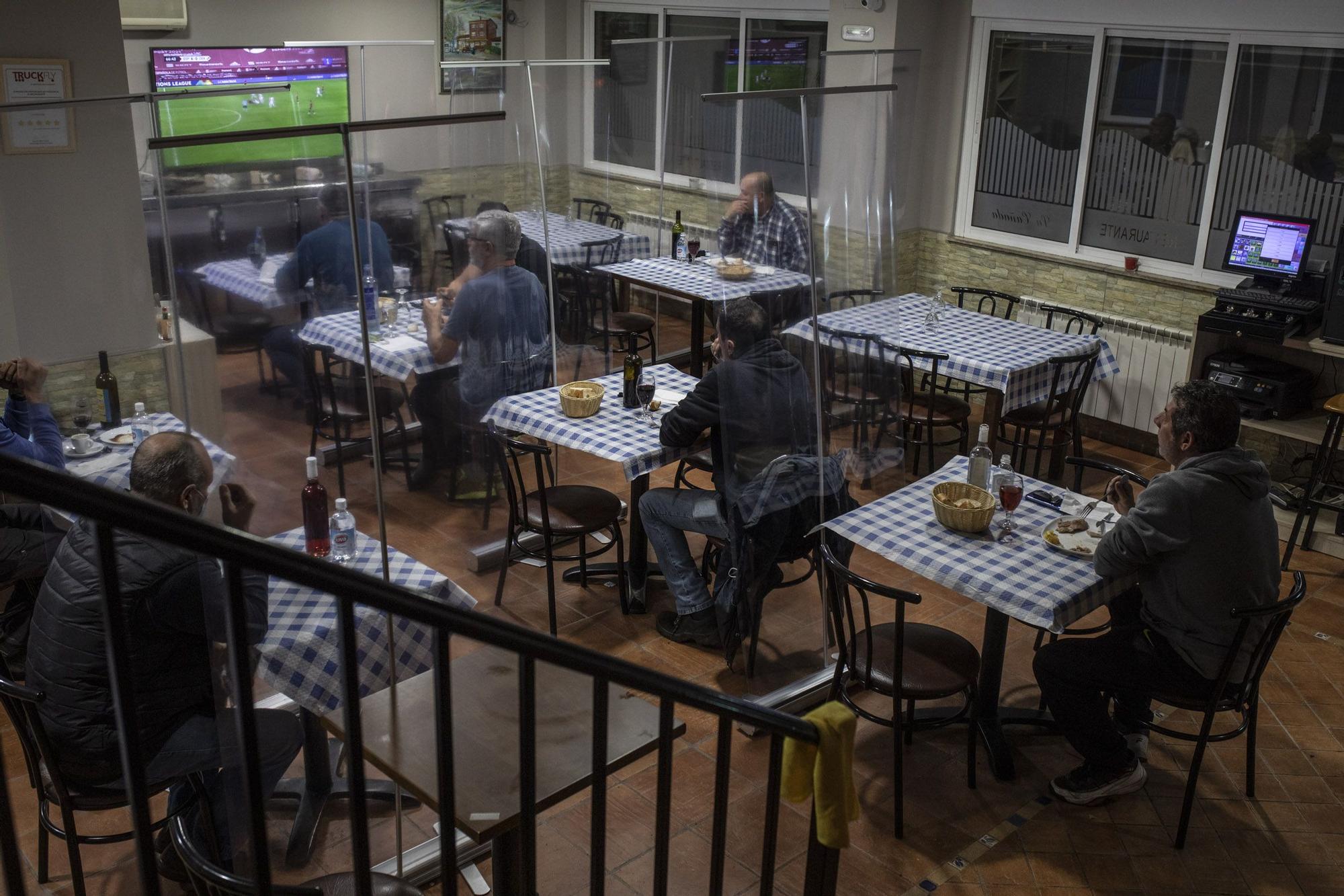 Zamora, vidas al límite: Transportistas, hosteleros y estaciones de servicio frente a las restricciones