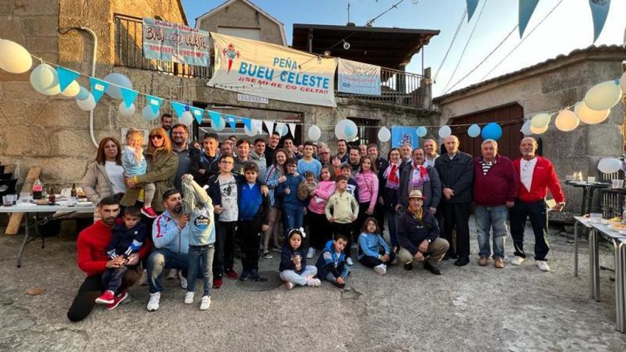 La celebración de la Peña Bueu Celeste. |  // G.C.