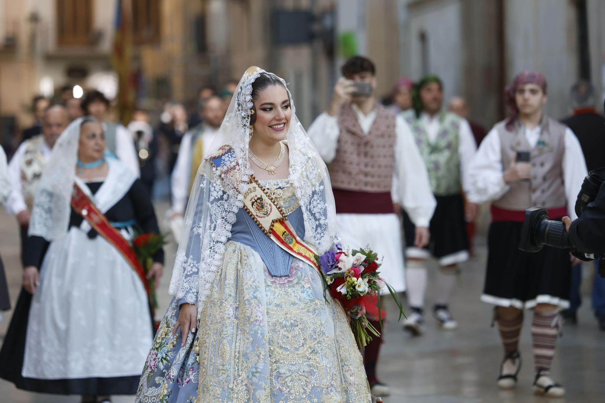 Ofrenda 2023 | Falleras Mayores e Infantiles de comisiones del 17 de Marzo (I)