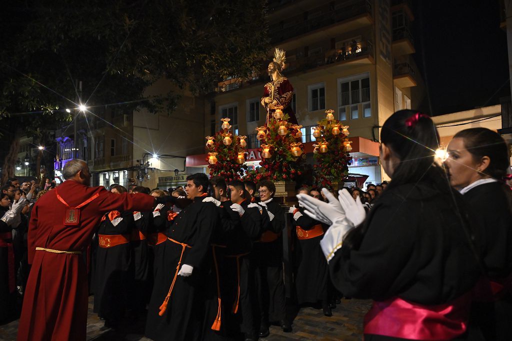 La Cofradía California procesiona con el Cristo del Prendimiento y la Virgen del Primer Dolor