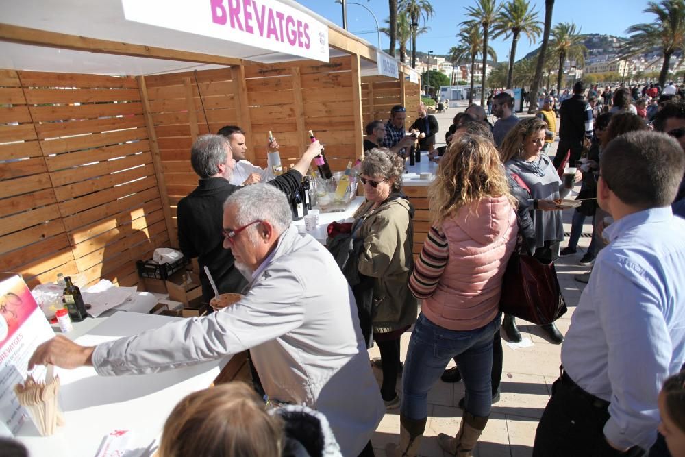 El Festivalet omple de ritme la platja de Roses