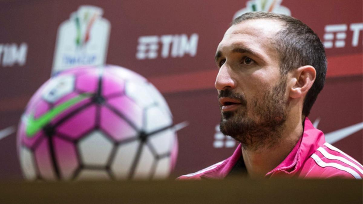 Chiellini, defensa de la Juventus