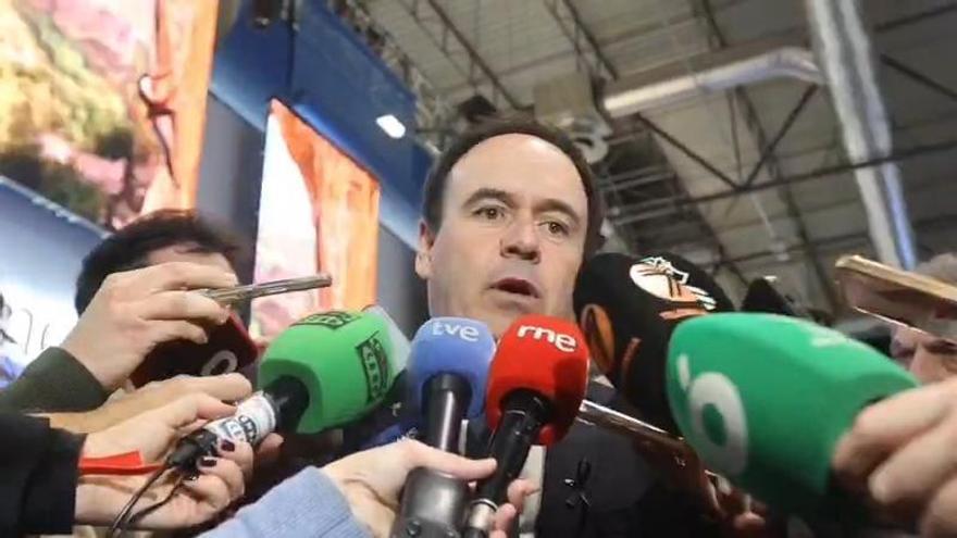 Pérez Llorca saca "tarjeta roja" a Transportes y duda de que el AVE regional esté en 2027