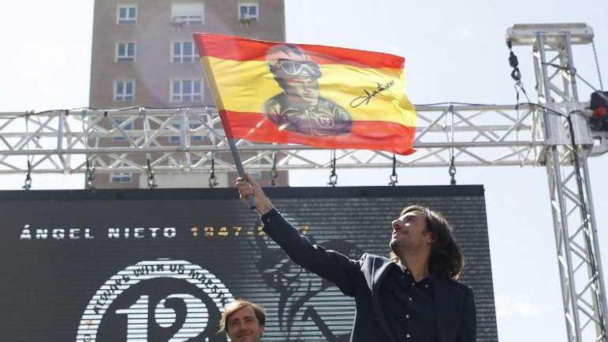 Familiares y amigos de Ángel Nieto en el homenaje de Madrid.