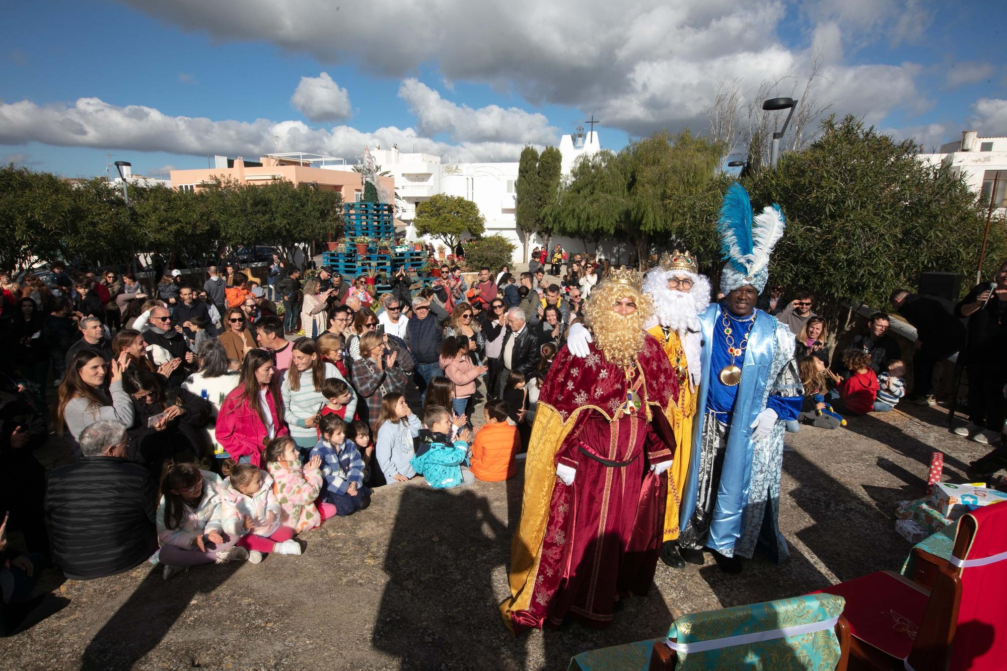 Puig d'en Valls recibe a sus majestades de Oriente