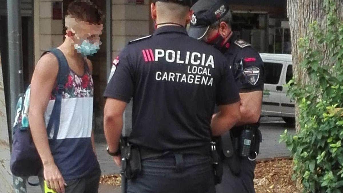 Más de 500 multas en un fin de semana por no llevar la mascarilla en Murcia y Cartagena