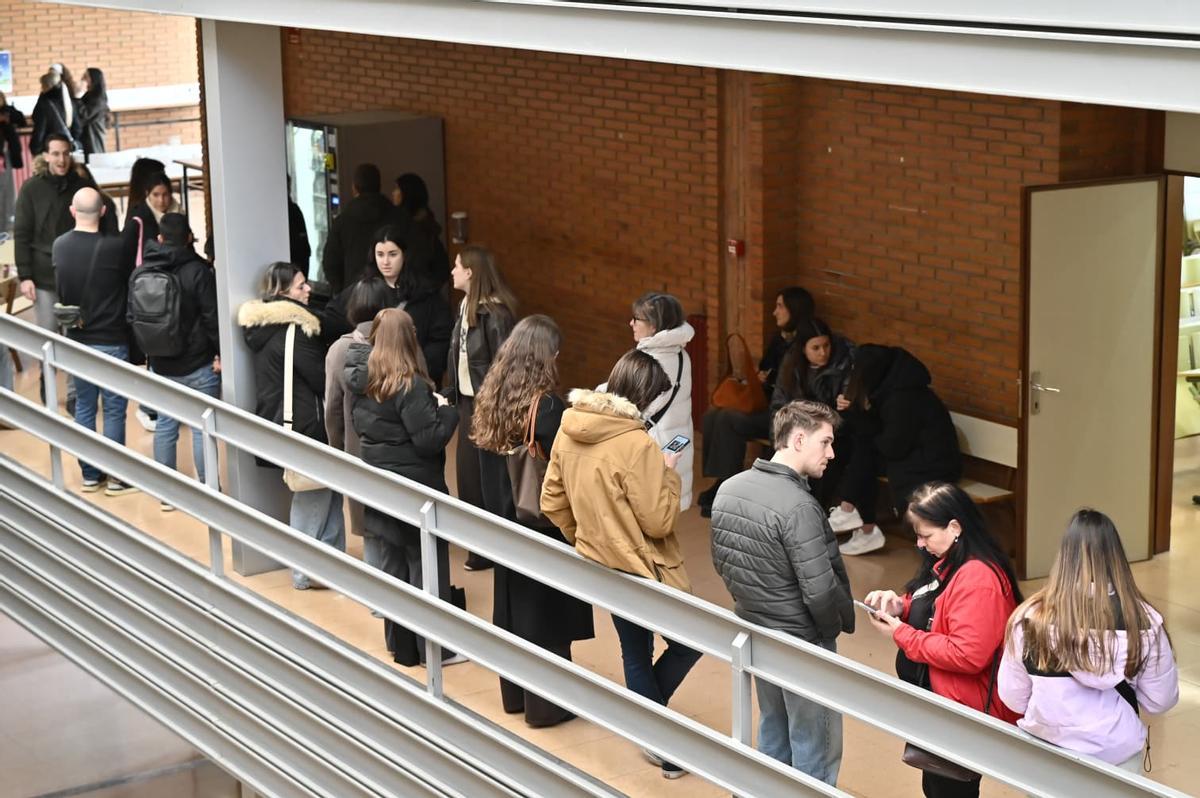 En imágenes I Oposiciones de Enfermería en Aragón