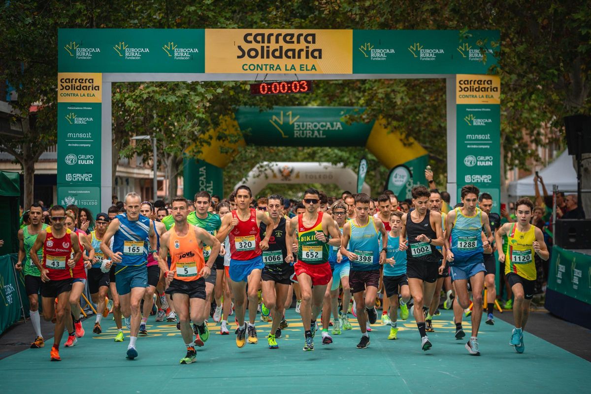 Salida de la Carrera Solidaria contra la ELA, celebrada en Toledo en 2024.