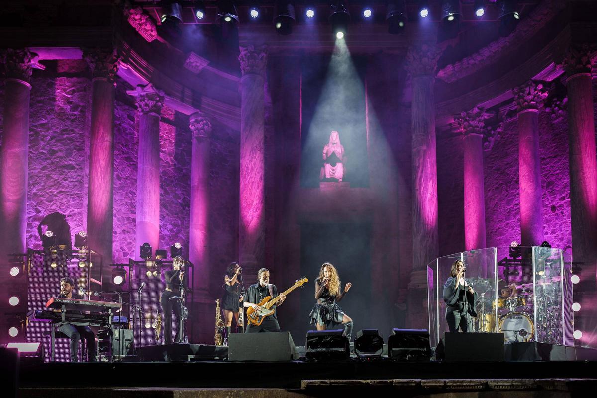 Fotogalería | Las mejores imágenes del concierto de Malú en Mérida Fotogalería | Las mejores imágenes del concierto de Malú en Mérida