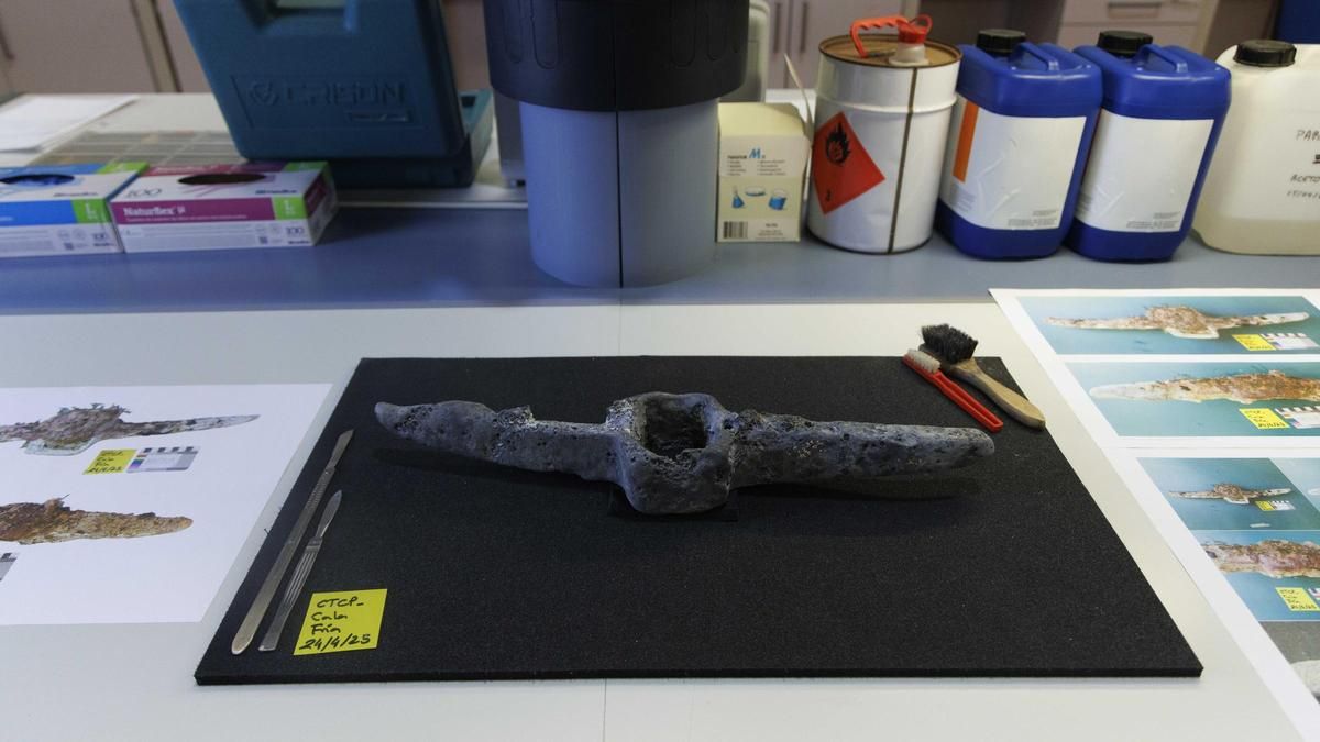 El cepo de un ancla de época romana encontrado en Cabo de Palos.