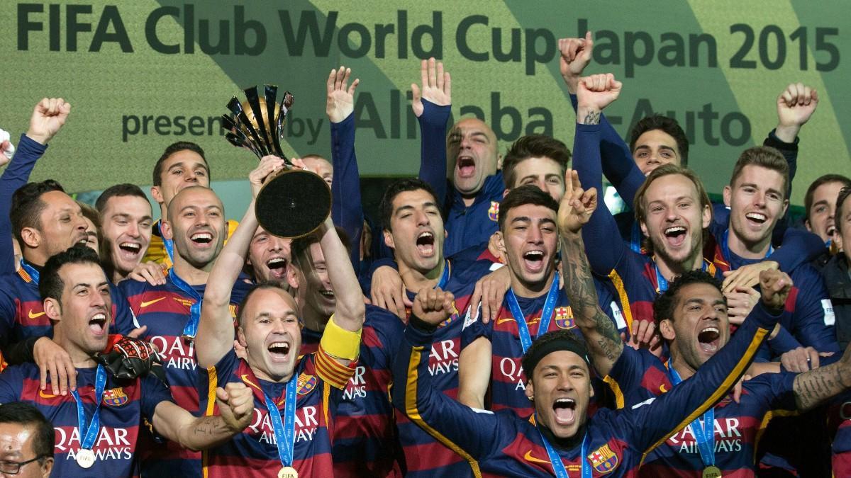Los jugadores del Barça celebrando el título del Mundial de Clubes 2015