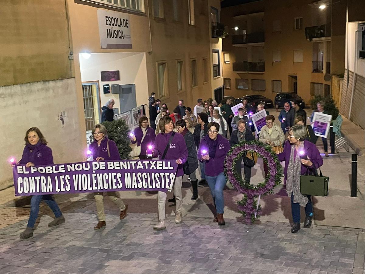 Las imágenes del 25N en el Poble Nou de Benitatxell Las imágenes del 25N en el Poble Nou de Benitatxell
