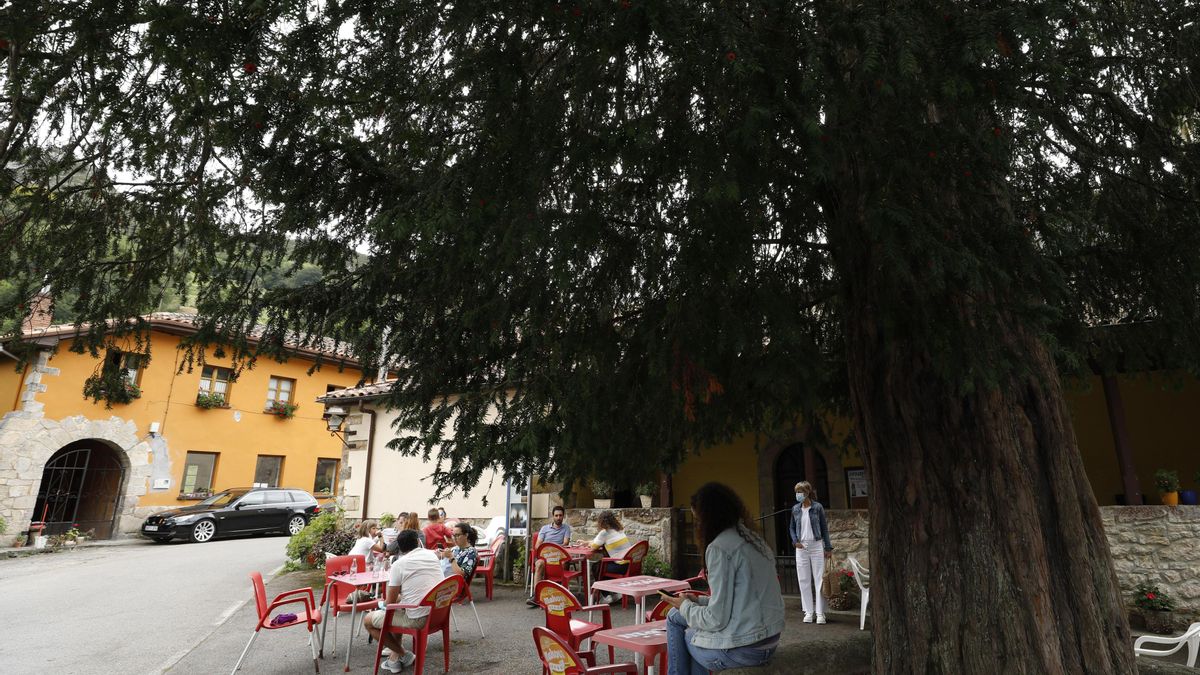 Espinaréu, un muséo vivo del hórreo y un pueblo guapu donde los haya