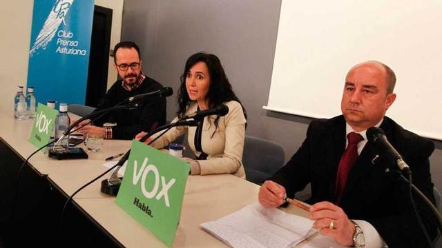 Por la izquierda, Ignacio Blanco, Gemma González y Luis Manuel López.