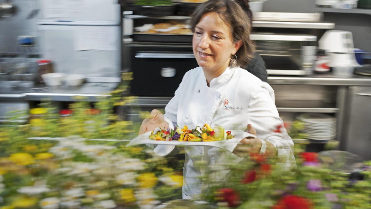 Iolanda Bustos, la chef de las flores.