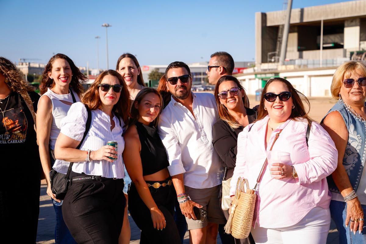 El concierto de Manuel Carrasco congrega a miles de fans en El Arenal