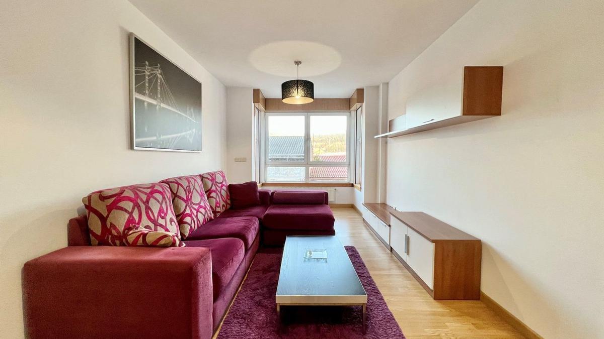 Pisos baratos en A Coruña: dos habitaciones y 75 metros cuadrados en Mesoiro por menos de 130.000 euros
