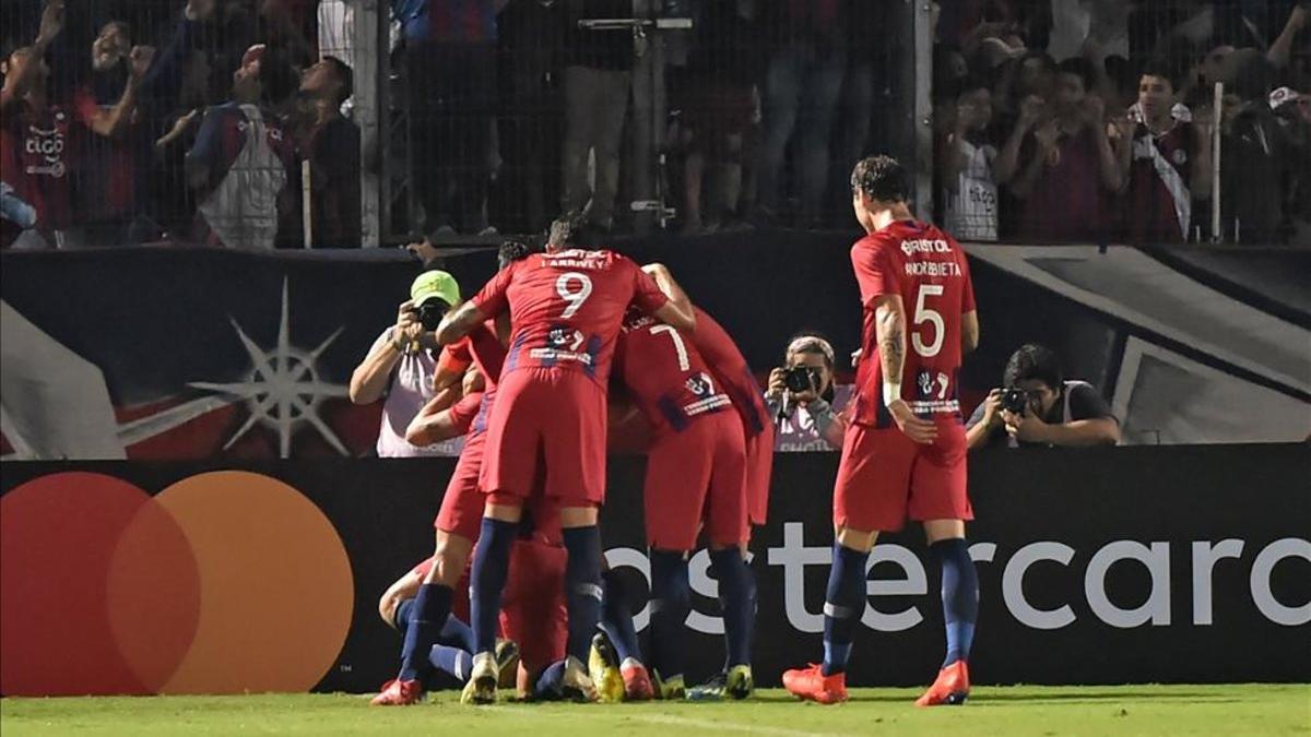 Cerro Porteño logra puntaje perfecto en el grupo E de la Copa Libertadores
