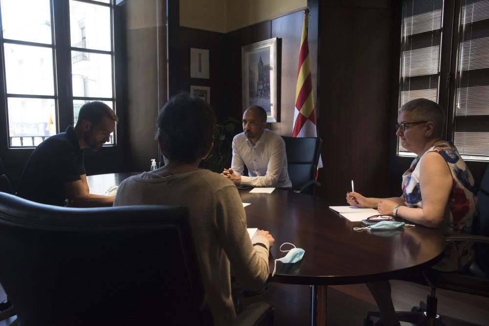 El primer dia de Marc Aloy com a alcalde de Manresa, en imatges