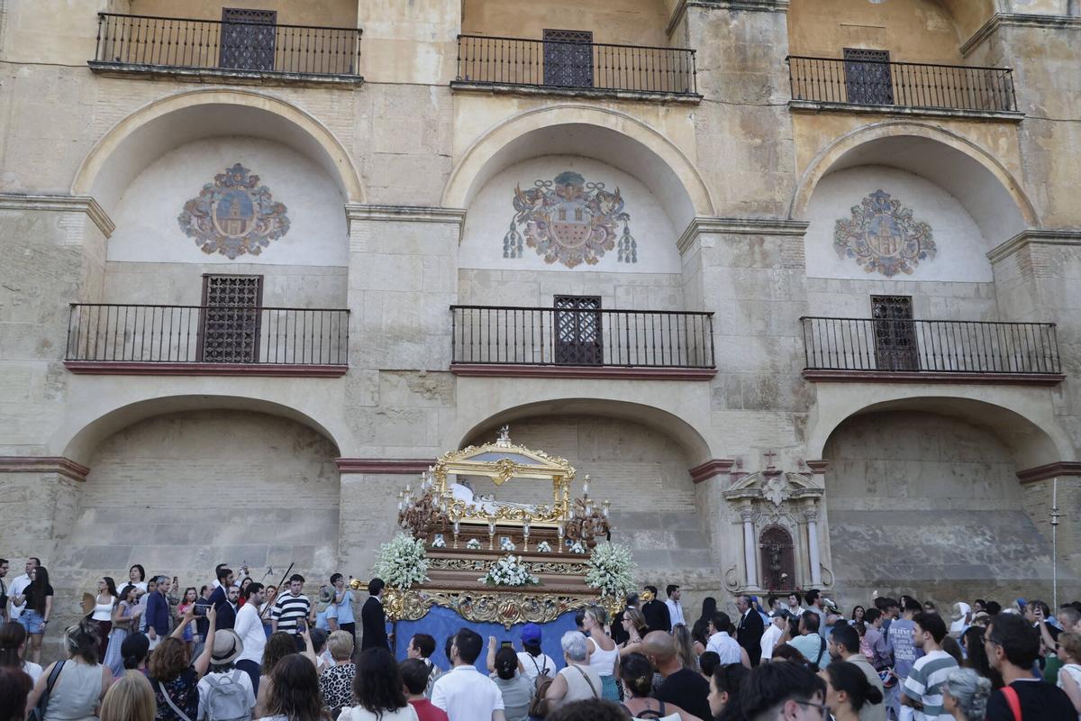 La Virgen del Tránsito recorre las calles de Córdoba La Virgen del Tránsito recorre las calles de Córdoba