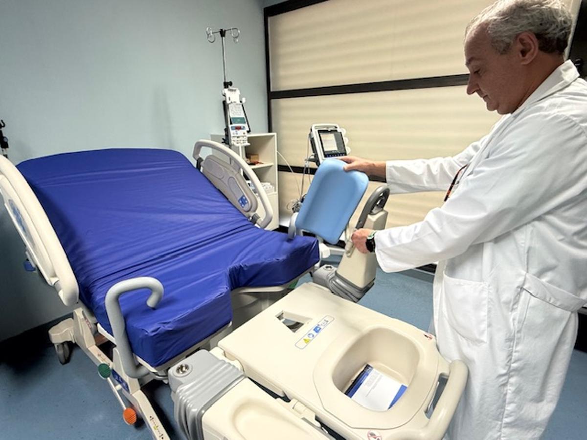 El hospital ha renovado recientemente las camas de paritorio.
