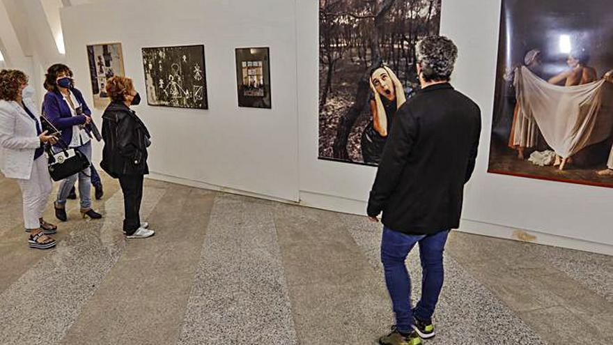 Trece fotógrafos muestran su visión de la Comunidad en Alcoy