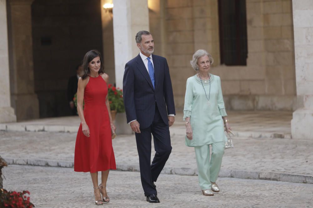 Aires nuevos y juventud  en la recepción de los Reyes