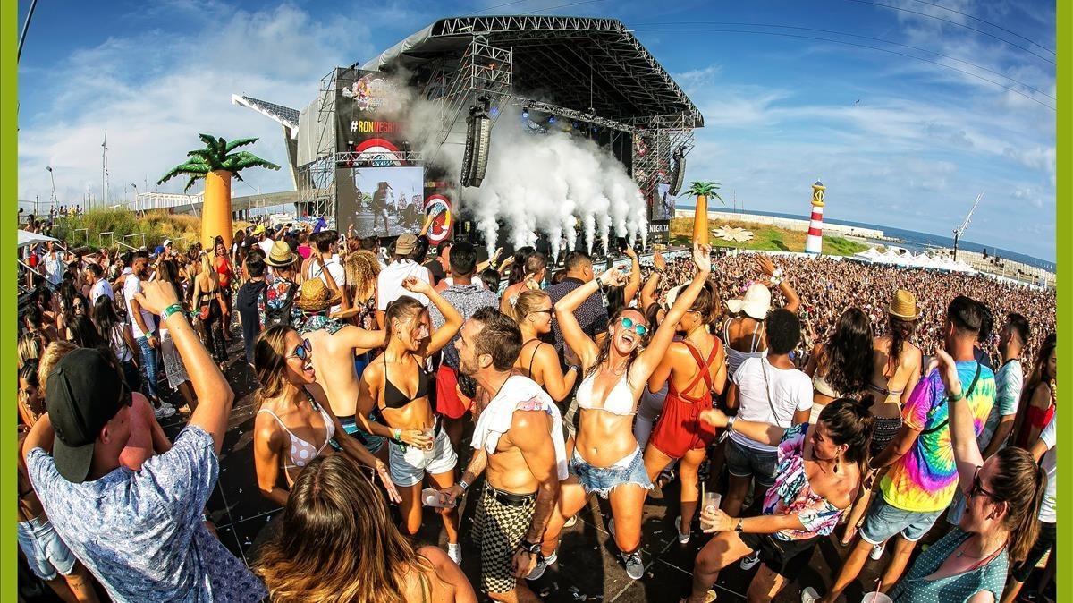 jgarcia44476701 barcelona  28 07 2018 festival rbf beach reaggeton de barcel180728204838
