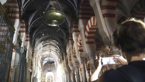 Así han quedado las capillas afectadas por el incendio de la Mezquita Catedral