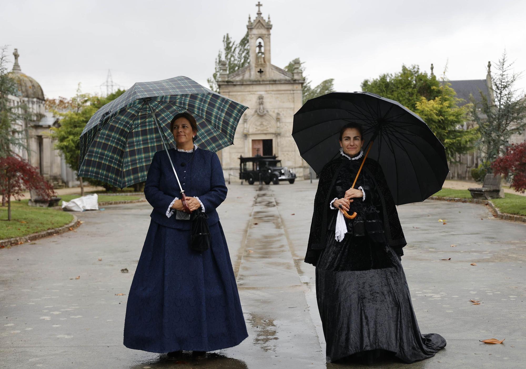 Recorremos el cementerio de Pereiró con Cachamuiña, Concepción Arenal e Irene Ceballos