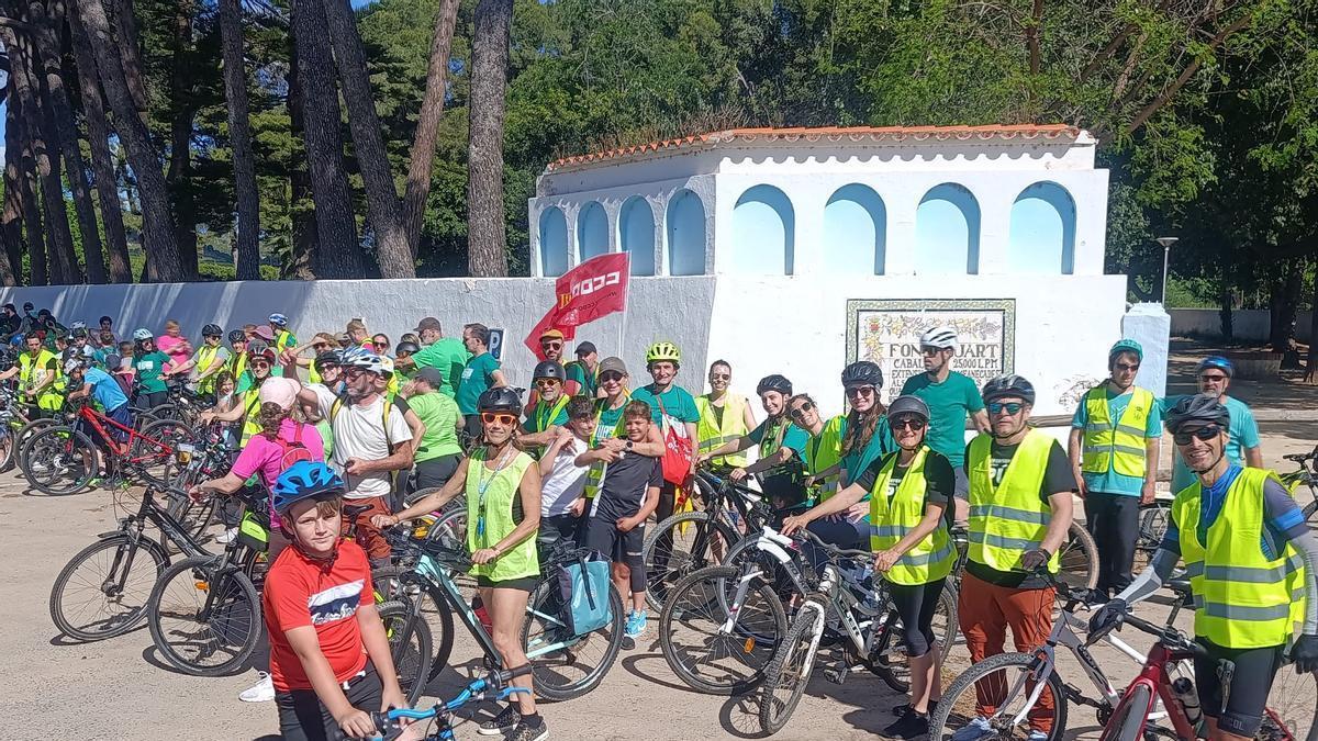 Así ha sido la ''Bicicletada' reivindicativa por Les Valls.