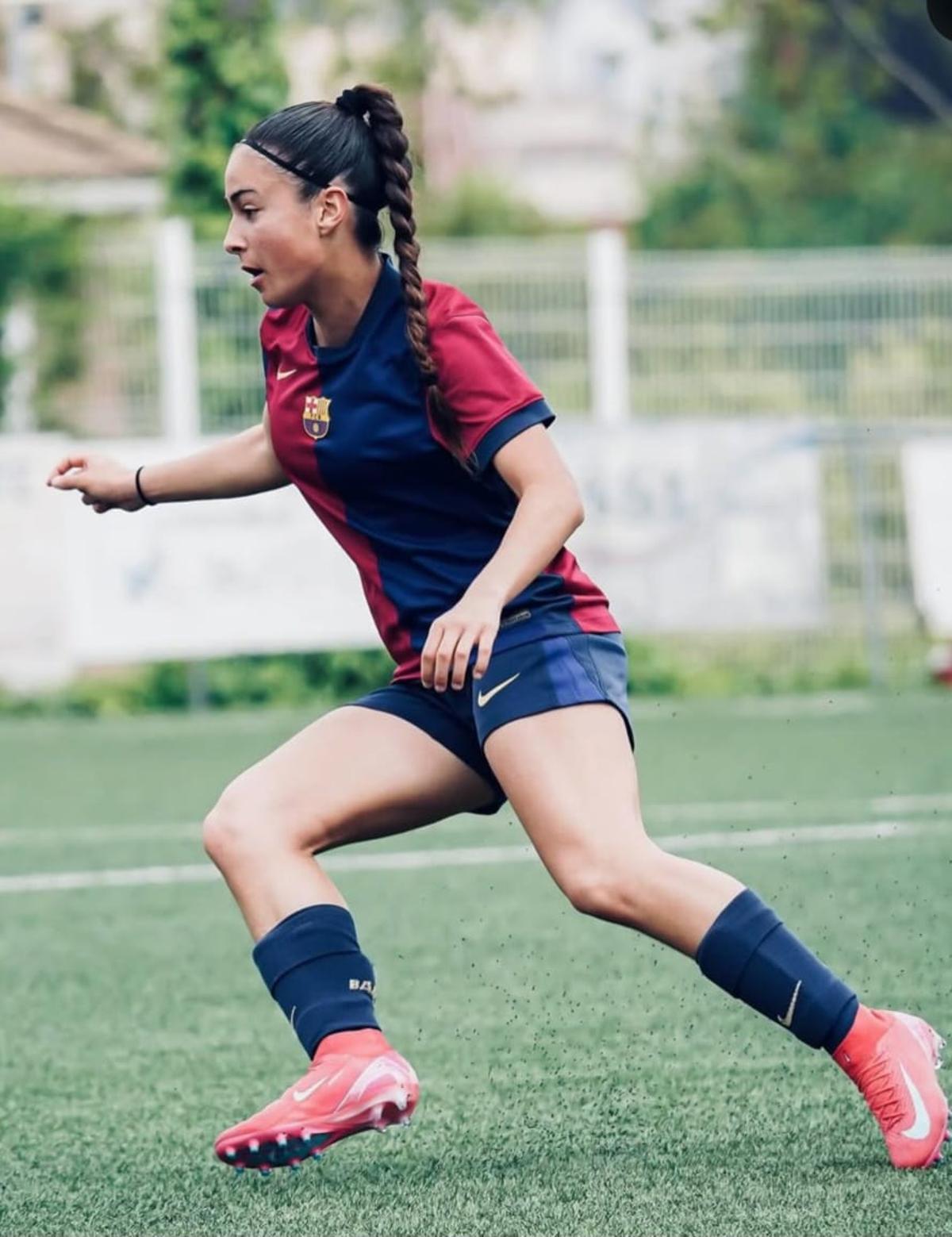 Carla Garrido, amb la camiseta del Barça