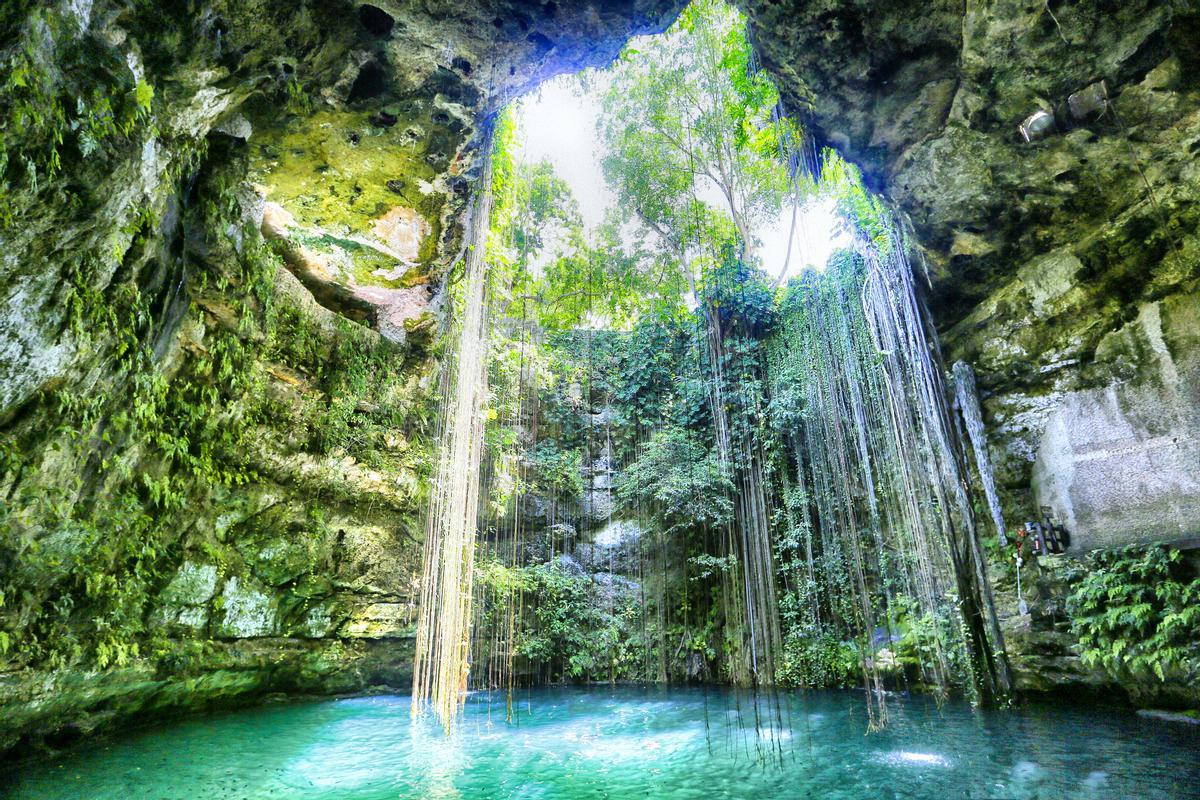 El imponente cenote de Ik Kil