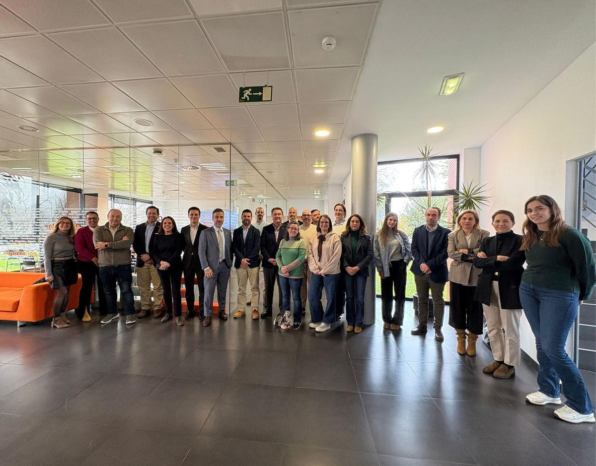 Representantes de EE UU y de las empresas asturianas, en uno de los encuentros.