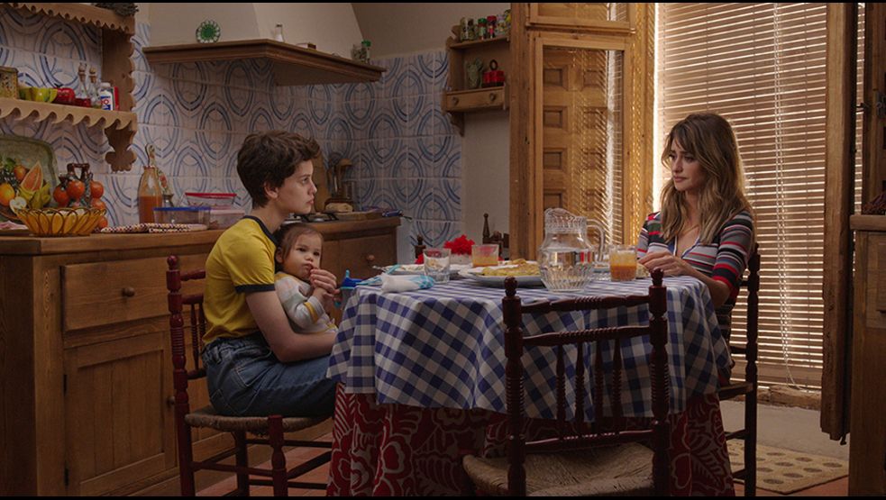 Penélope Cruz brilla en el tráiler de ''Madres paralelas''