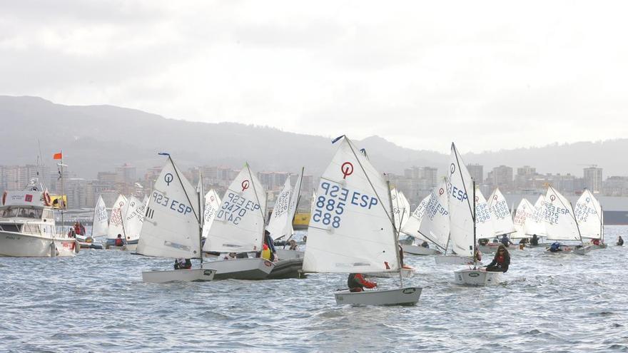 El Optimist cierra la Regata Abanca en Vigo