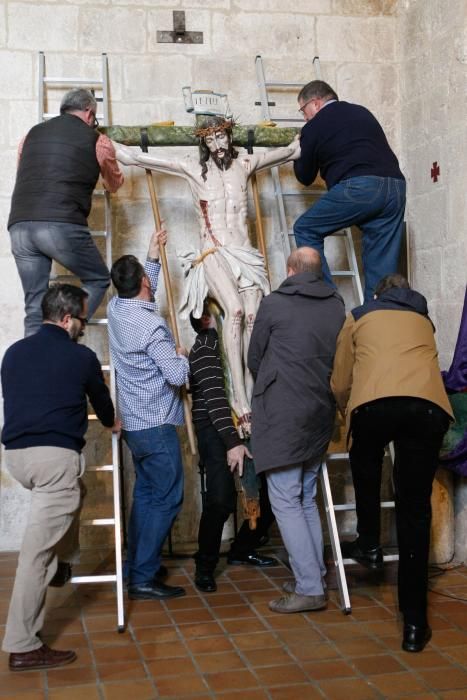 Los preparativos del Cristo del Amparo