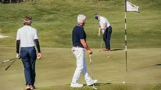 Los empresarios más 'top' se relajan en el torneo de golf del hotel Mas de Torrent
