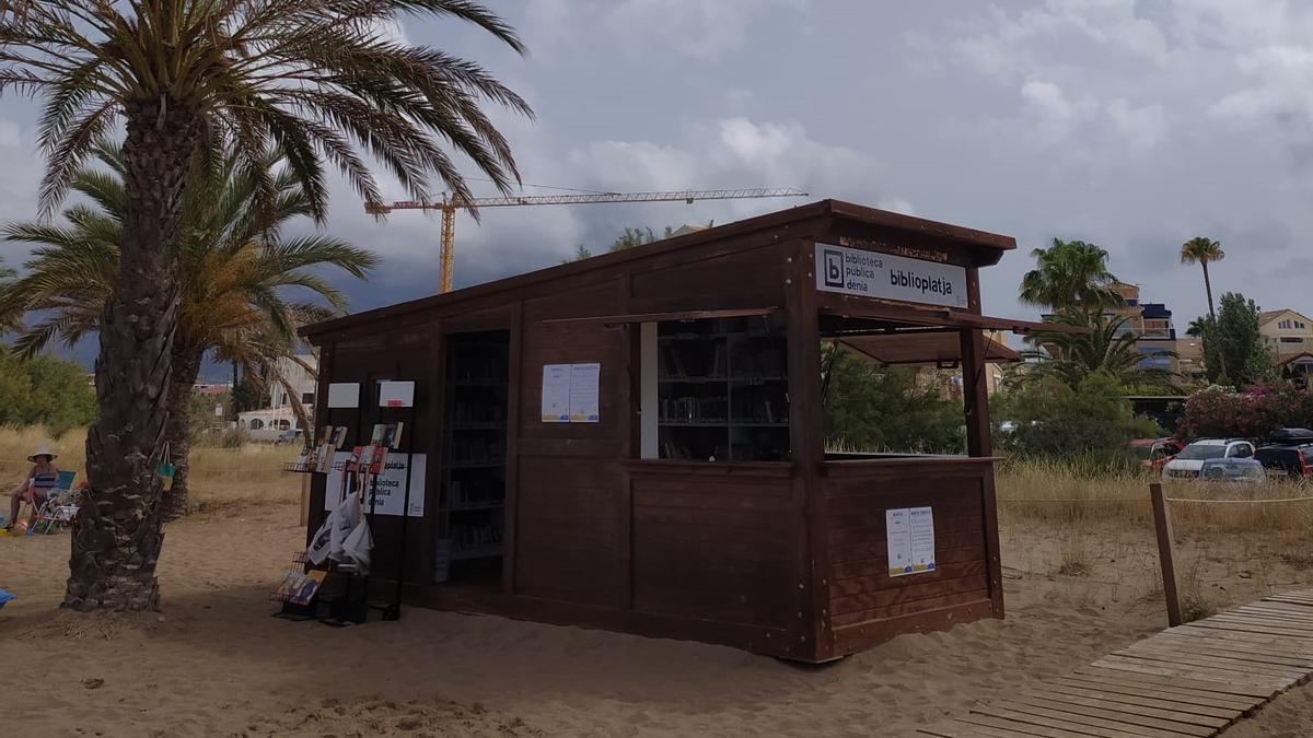 La nueva biblioplaya de les Albaranes