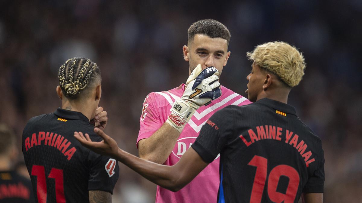 Raphinha, Joan García y Lamine Yamal, en el último Espanyol-Barça.