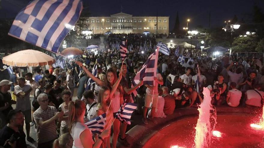 El &quot;no&quot; se impone en Grecia con el 75% de los votos escrutados