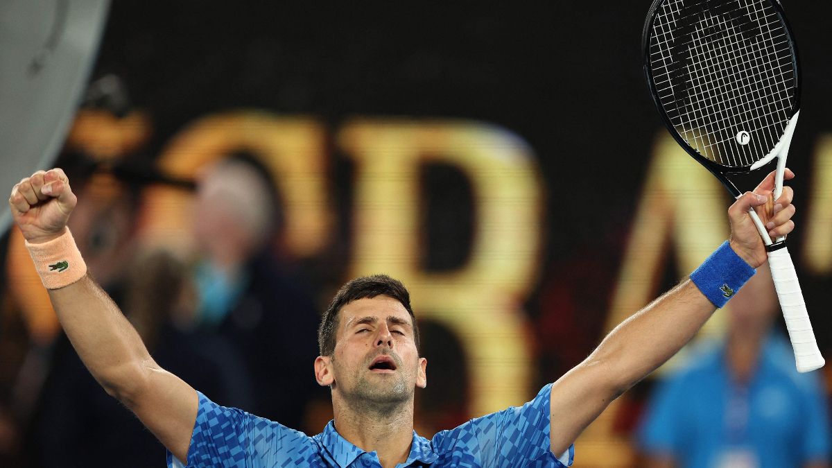 Djokovic sigue con paso firme en el Open de Australia