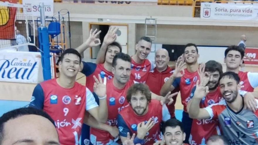 La ambición del Gijón Voley: &quot;Queremos subir el nivel&quot;