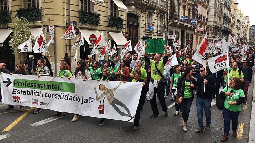 Manifestación de interinos en València, en una imagen de archivo.