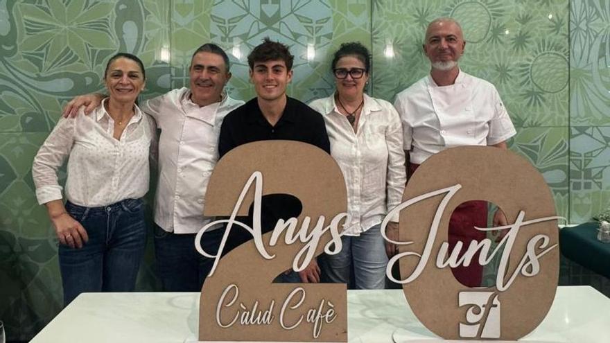 La celebració dels 20 anys de Càlid Cafè de Figueres.
