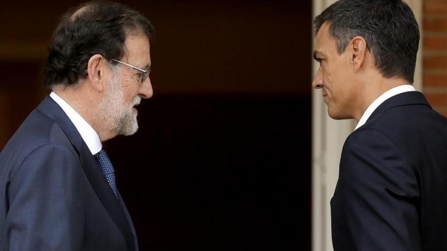 Rajoy y Sánchez pactan aprobar leyes orgánicas para mejorar el &quot;encaje&quot; de Cataluña